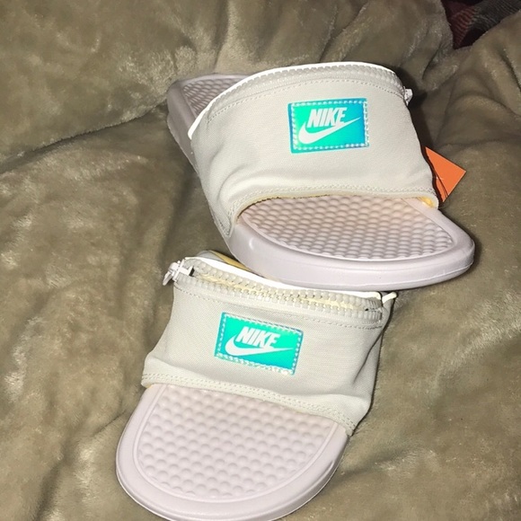 Nike Benassi JDI Fanny Pack - Picture 5 of 6